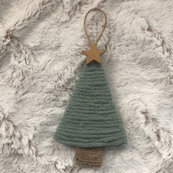 Handmade Yarn Wrapped Christmas Tree Ornaments - Picture 6 of 15